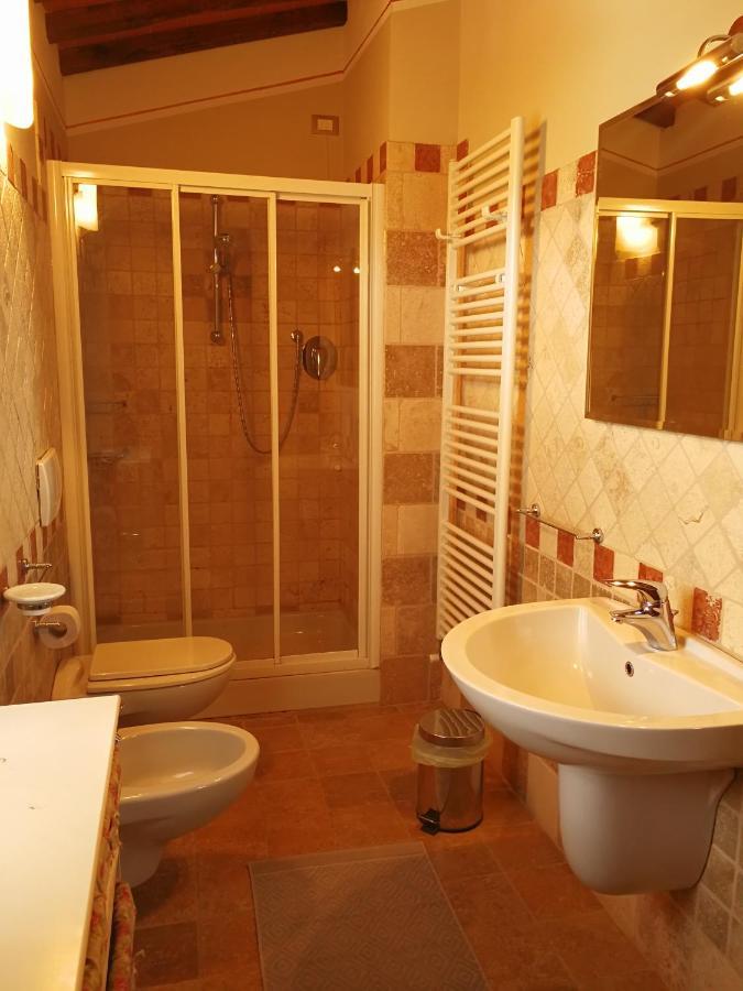 Residence Il Poggiolino Montecarelli Zimmer foto