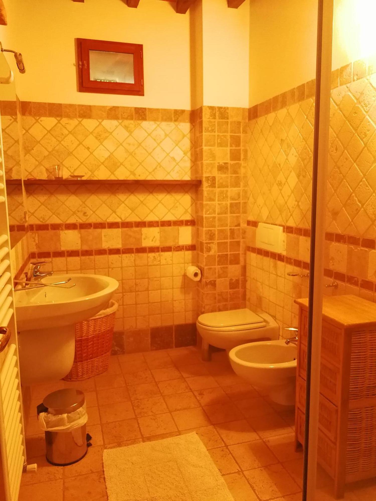 Residence Il Poggiolino Montecarelli Zimmer foto